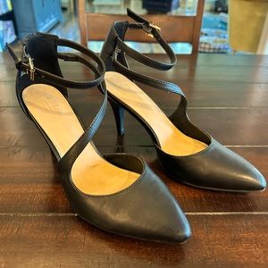 Apt 9 Sexy Strappy black leather high heels, Women’s size 8